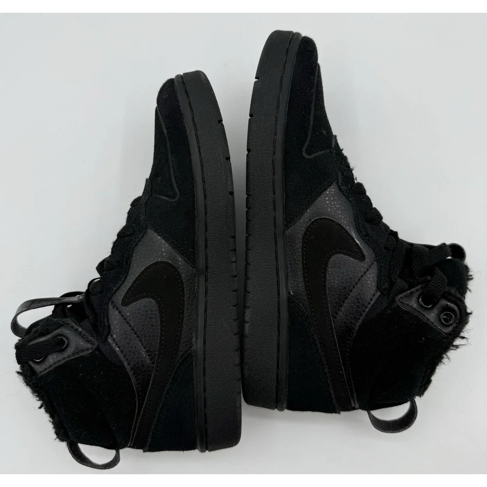 Nike Kid's Unisex Court Borough Mid Sneaker 2.5Y  Sherpa Lined Warm All Black